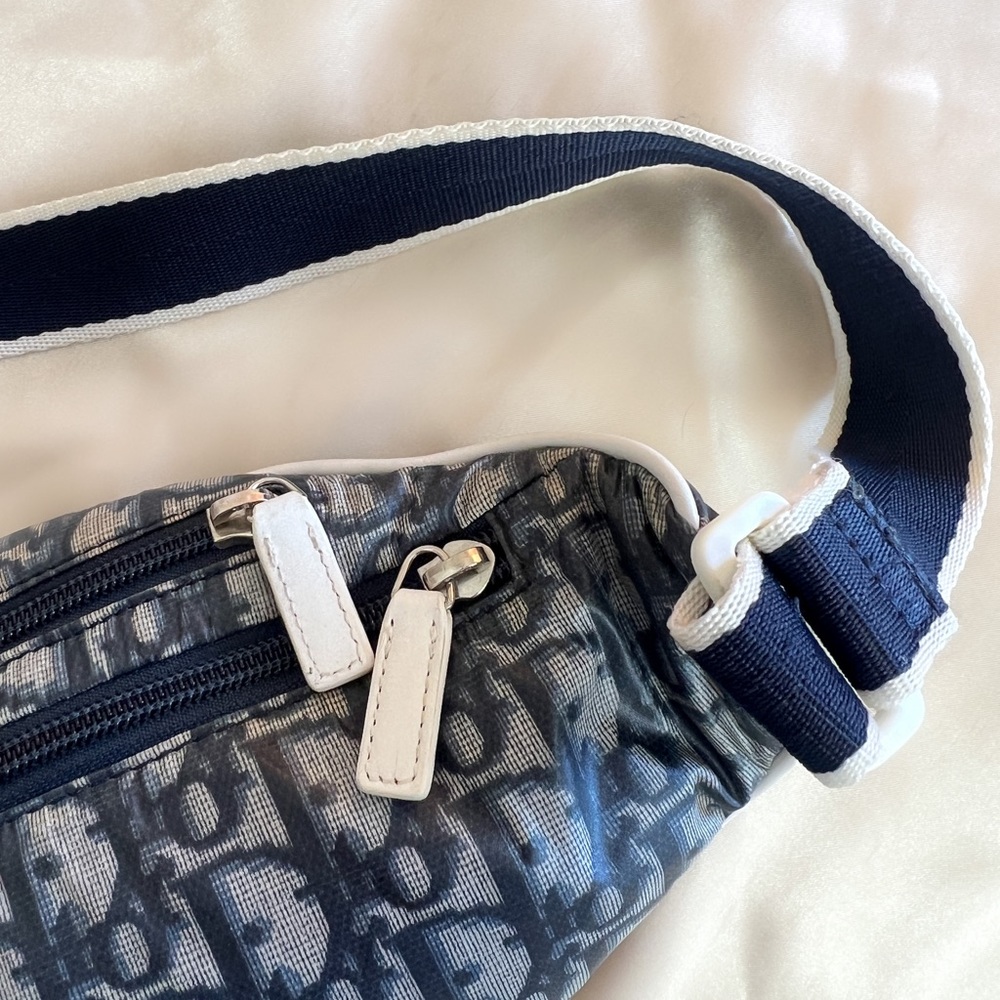 RARE Dior Trotter Bum Body Bag in Navy Blue - Picture 8 of 11